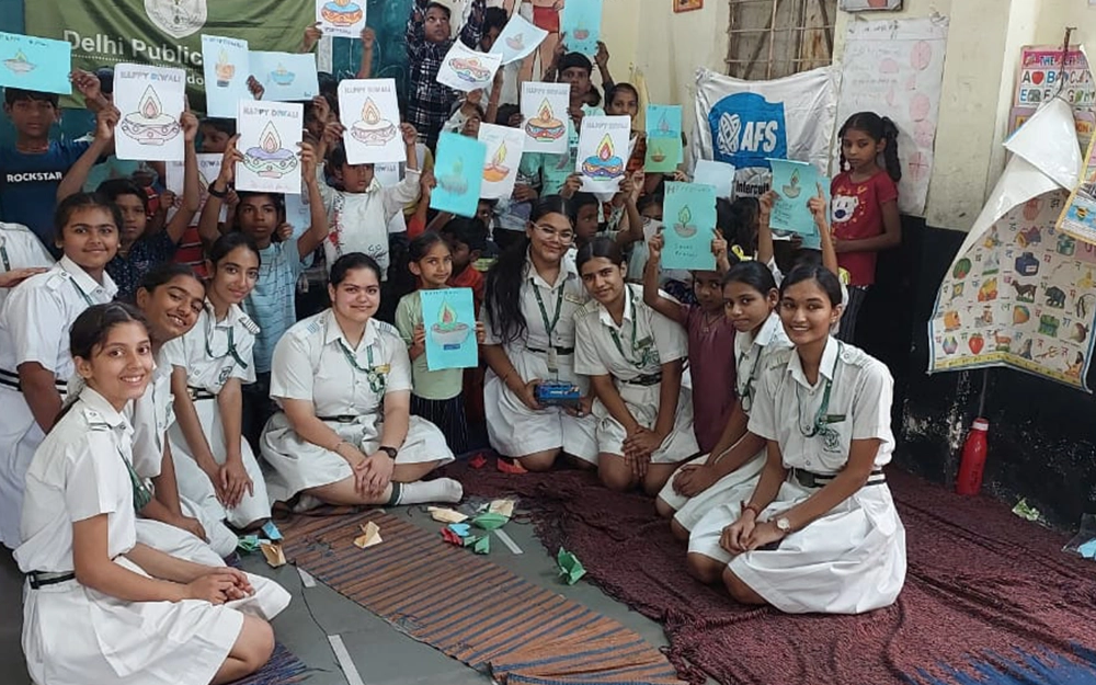 Theme Each One Teach One 02