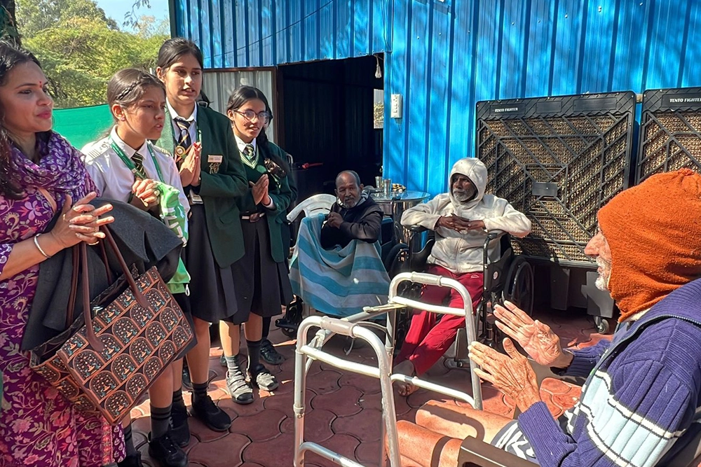 Ek Muthi Anaj A Handful of Hope, A Heartful of Humanity 08